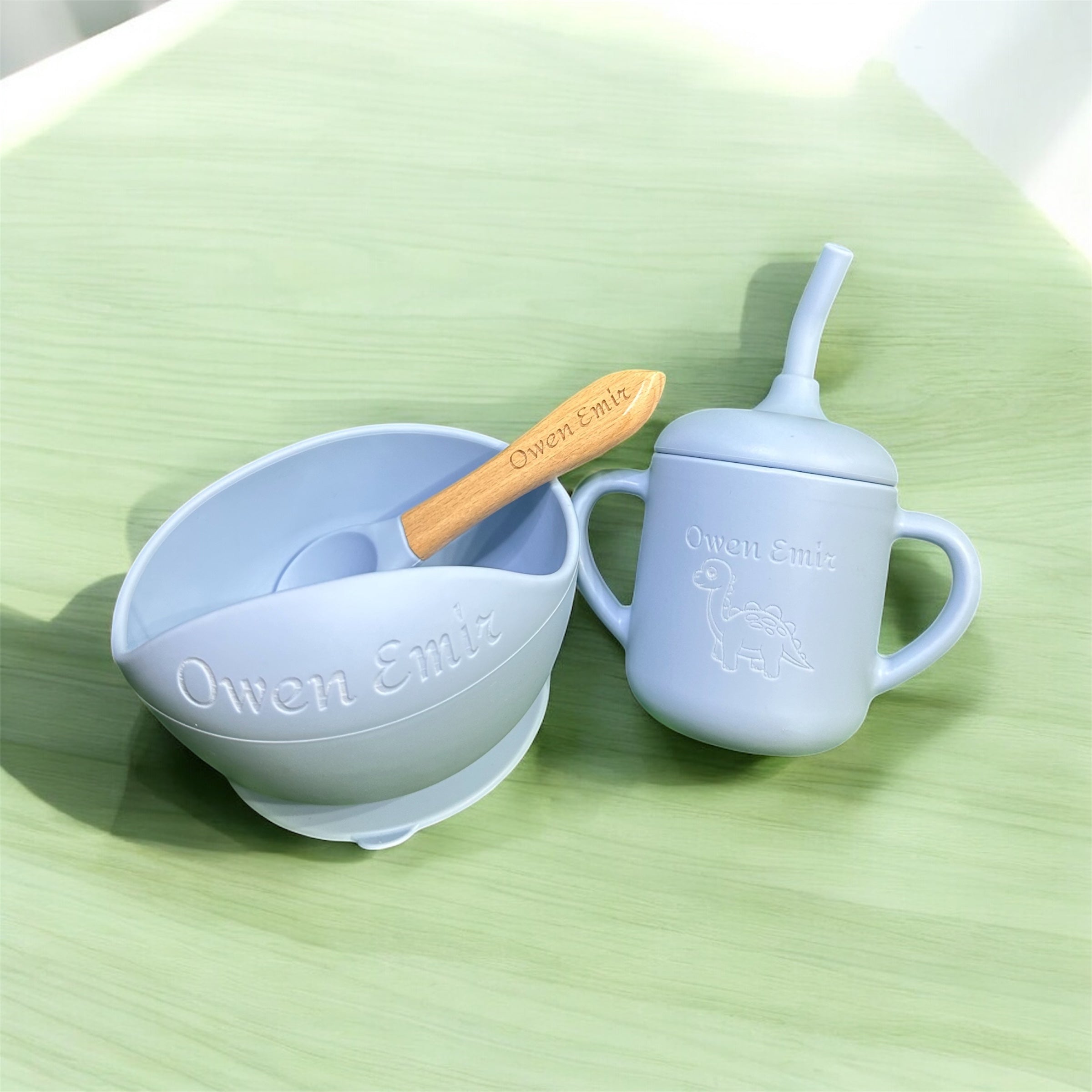 Set de Tazón ,Cup y Cuchara de Silicona Personalizado